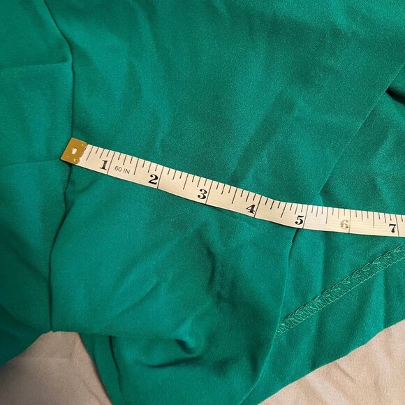 Torrid Size 20 Green Wide Leg Studio Crepe Shorts - Picture 7 of 7
